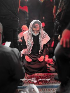 شهید امیرعلی حاجی‌زاده در راهپیمایی اربعین سال‌ گذشته